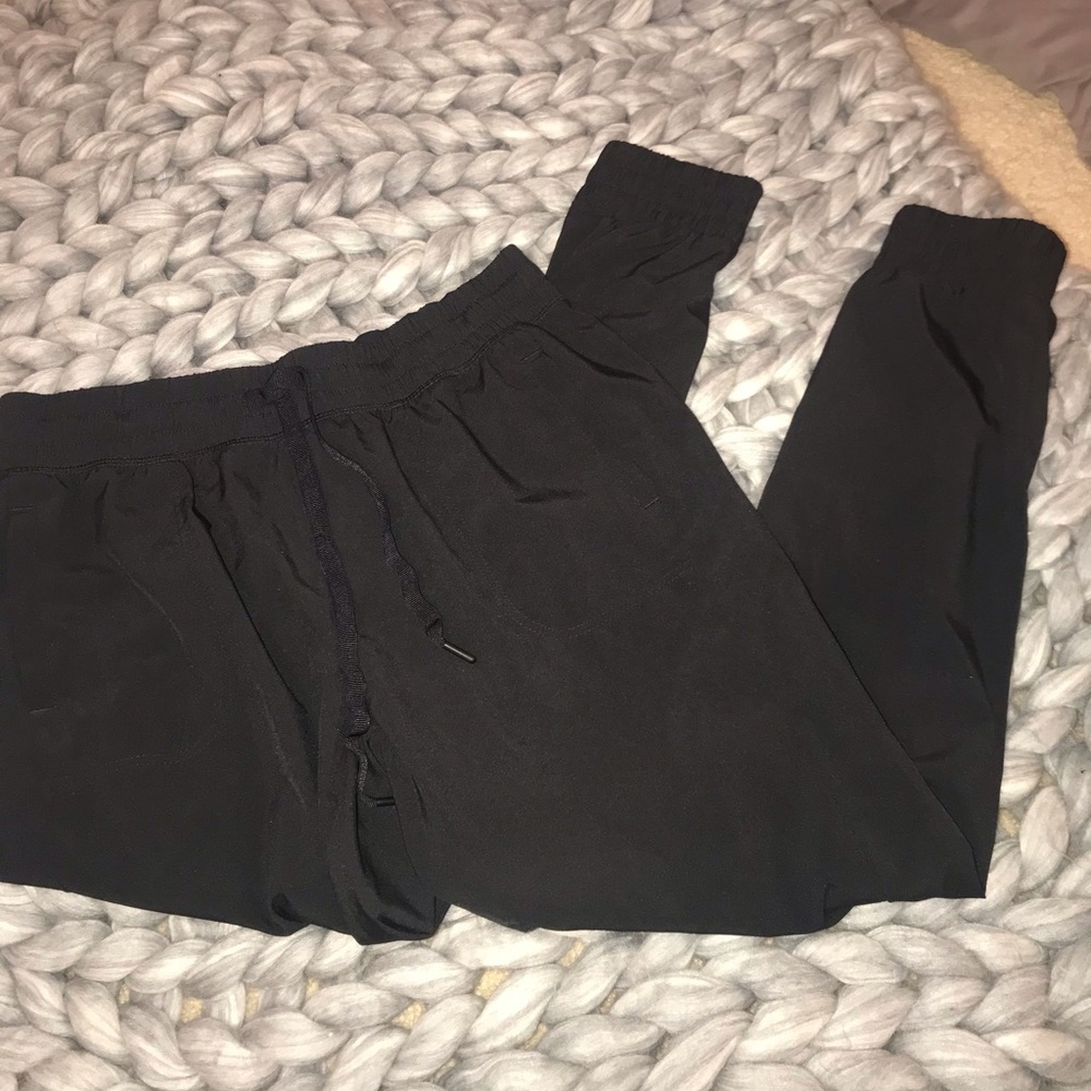 Fabletics Joggers